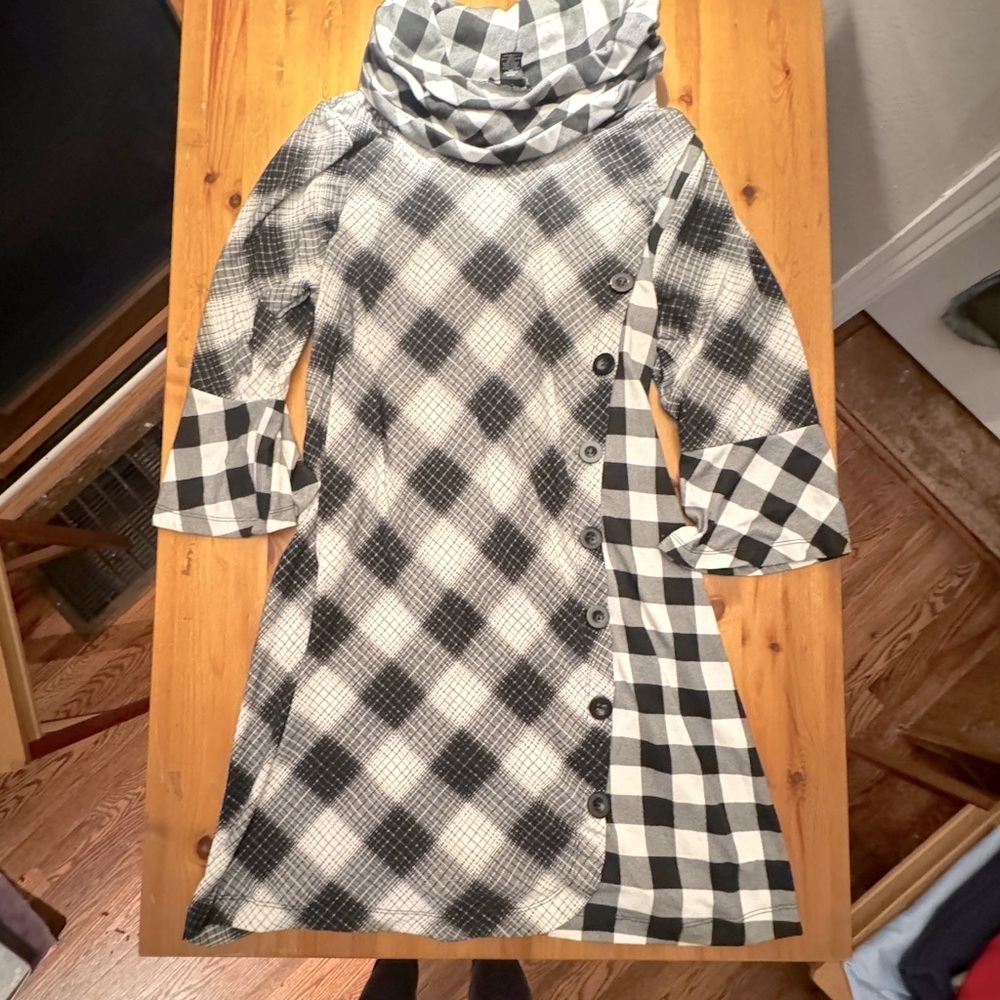 Robertlouis plaid dress